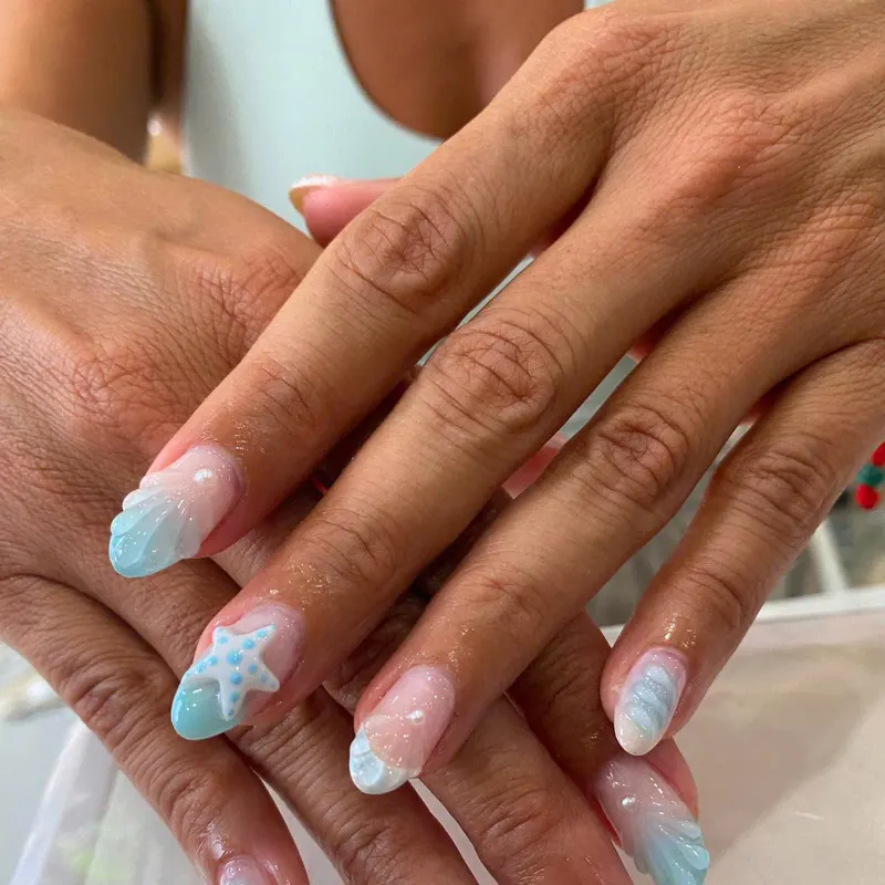 Seoul Blush Gradient & Pearl - Da Nang Nail Art